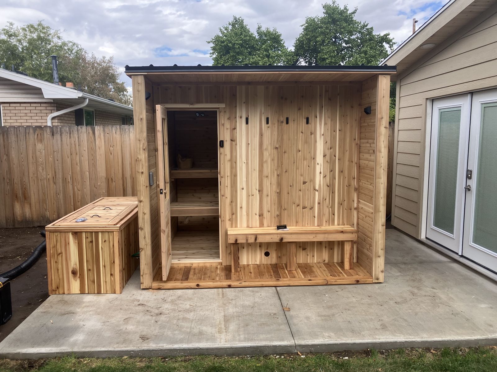 Cedar sauna installation